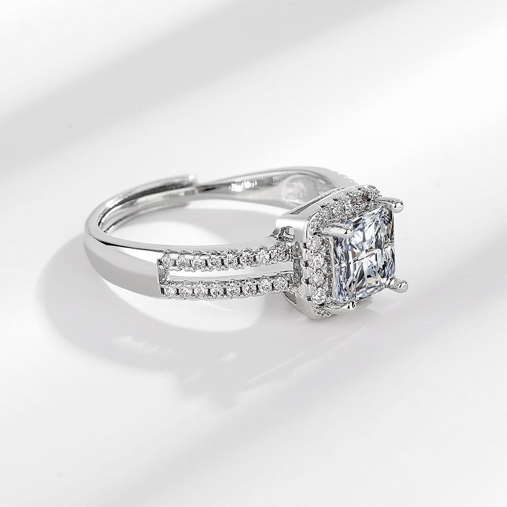 6x6mm Cubic Zirconia Ring - 2.8g Elegant CZ Jewelry with Sparkling Accents