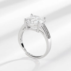 5 Carat Cubic Zirconia Adjustable Ring - Pavé Accents in Minimalist Design