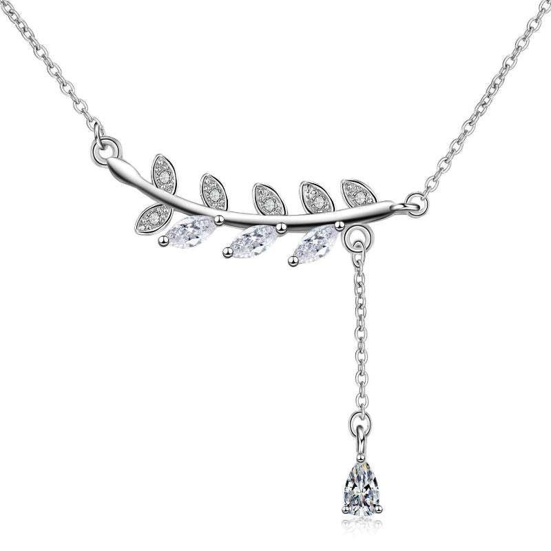 Elegant Leaf Moissanite Women's Necklace