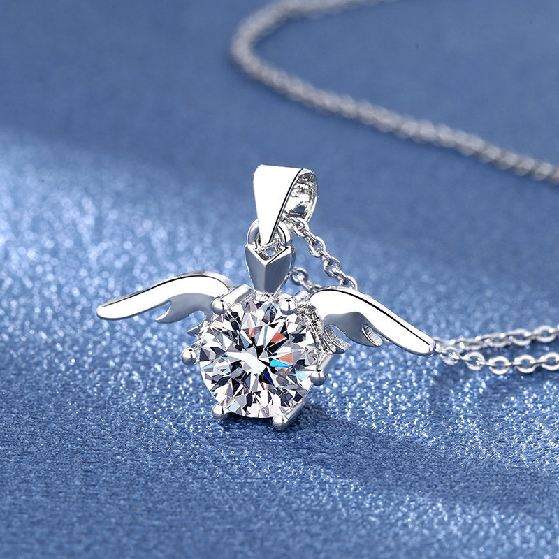 Women's Fashion Two Carat Angel Wing Moissanite Necklace
