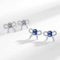Pendientes de moissanita de mariposa únicos y versátiles para mujer.