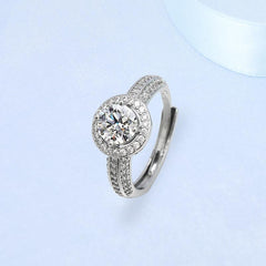 1 Carat Cubic Zirconia Adjustable Ring - Hypoallergenic & Lightweight Jewelry