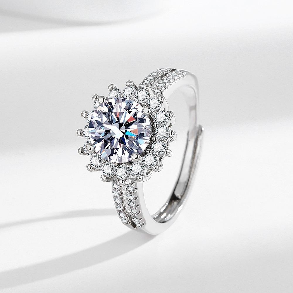 2 Carat Cubic Zirconia Adjustable Ring - Hypoallergenic & Stackable