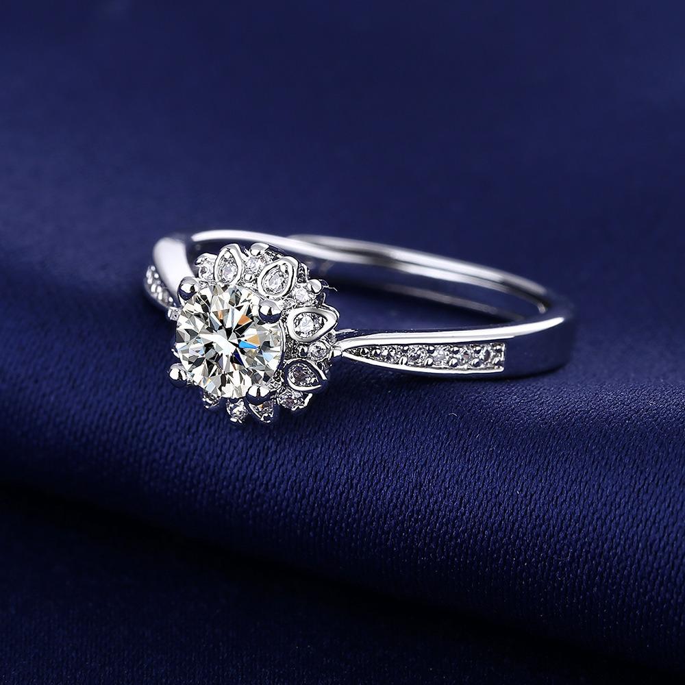 5mm Cubic Zirconia Pavé Ring - Lightweight Jewelry