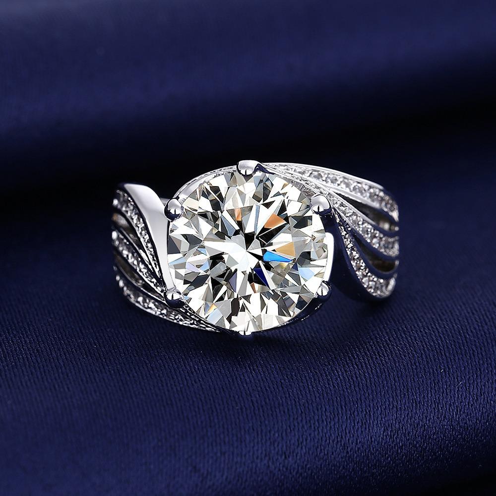 11mm 5 Carat Cubic Zirconia Adjustable Ring in S925 - Hypoallergenic & Lightweight