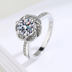 Anillo ajustable de moissanita floral de 1 quilate - S925 con engaste de 6 puntas e hipoalergénico